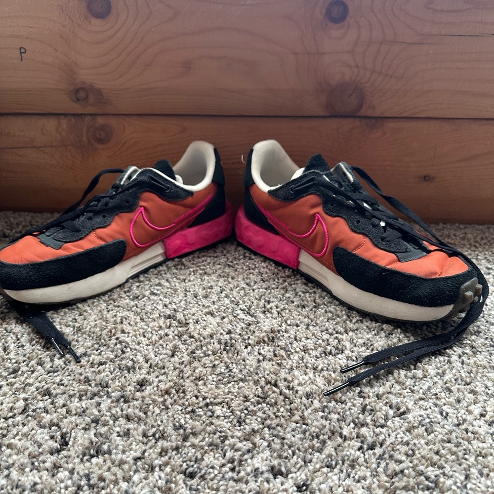 Women’s Nike Fontanka shoes, size 8